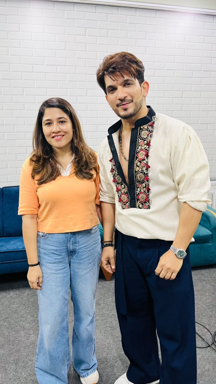 Sunita Mishra with artist